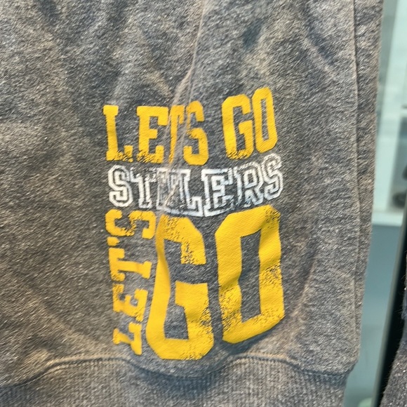 Pittsburgh Steelers Pink Brand Sweatshirt - Picture 5 of 5